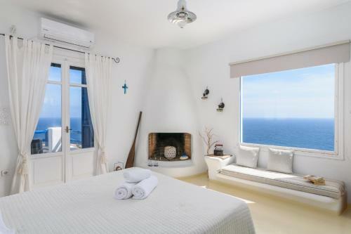 Aigeis-milos Suites