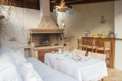 Floating Villa Near Astros Peloponnese