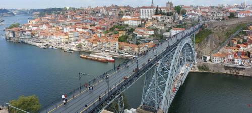 Apartamento Guestready - Porto By The Bridge