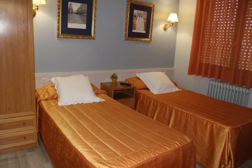 Hostal Montserrat
