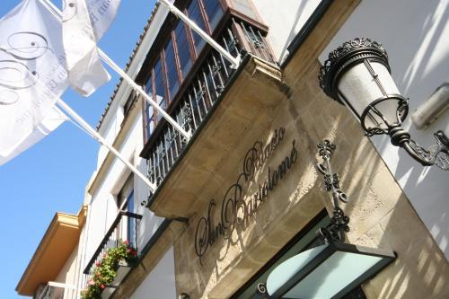 Hostal Palacio San Bartolom�
