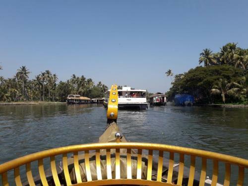 Bed & Breakfast Kerala Cottage-marari Beach House