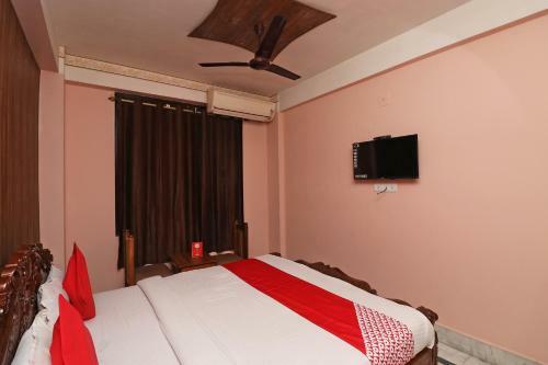 Collection O 41131 Hotel City Heart