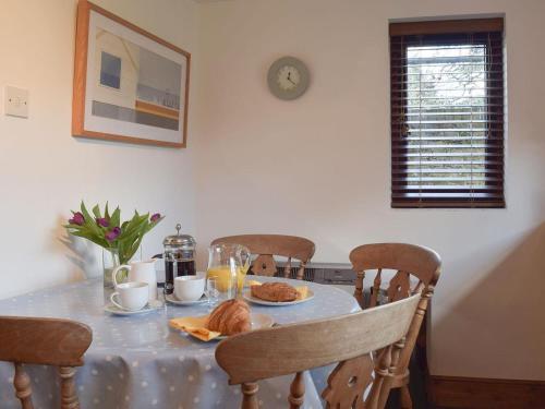 Pond Cottage