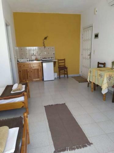 Stamoulis Apartments