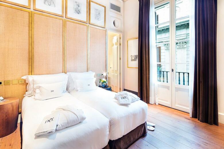 Hotel Do Pla�a Reial G.l.