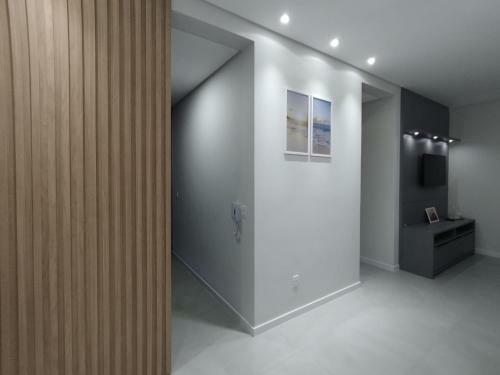 Apartamento 2 Dormit�rios - Palmas � 400 Metros Da Praia