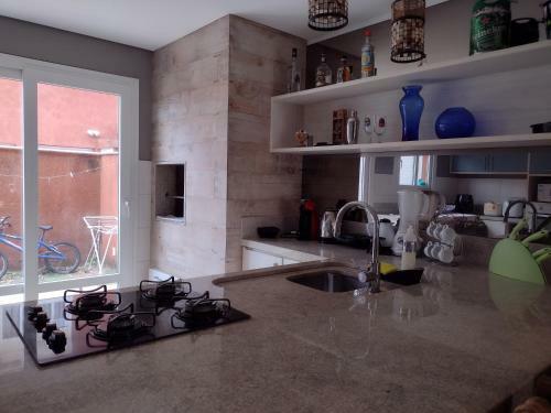 Condom�nio Las Olas. Casa � Beira Mar Em Imb�.