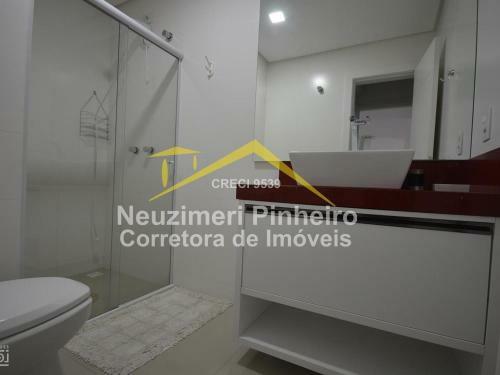 Ed. Luana. Apartamento Com 2 Dormit�rios Pr�ximo Da Praia De Bombinhas!