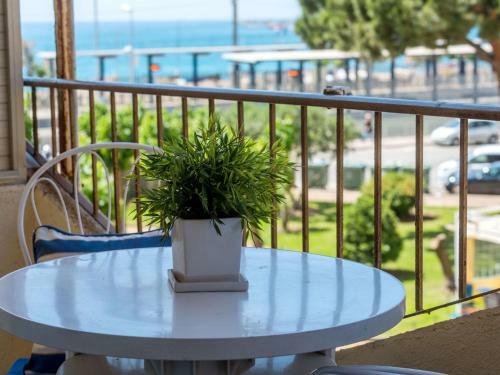 Apartment Roger De Ll�ria
