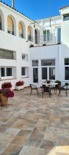 Can Mateuet - House Rental By Season