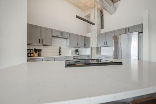 Apartamento 2br 2ba Spacious Historic Loft With Gym By Envitae