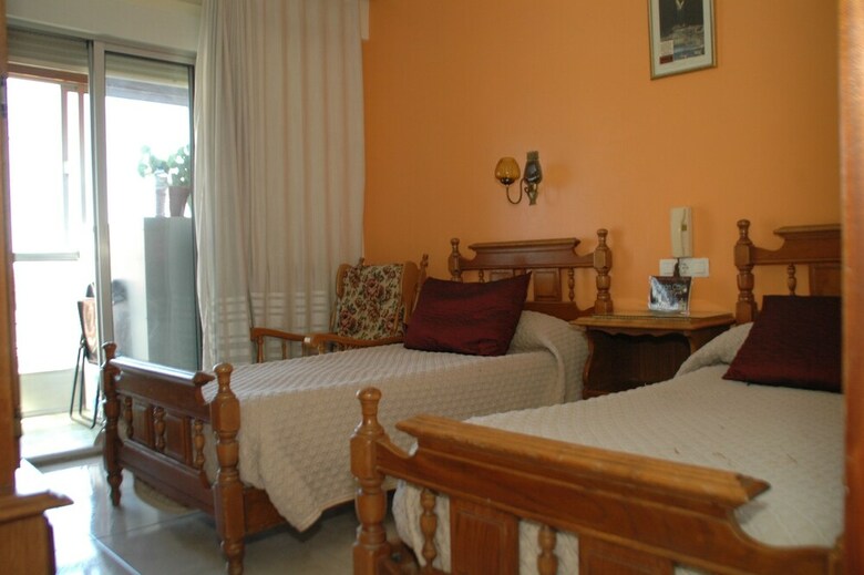 Hostal Ram�n Y Cajal
