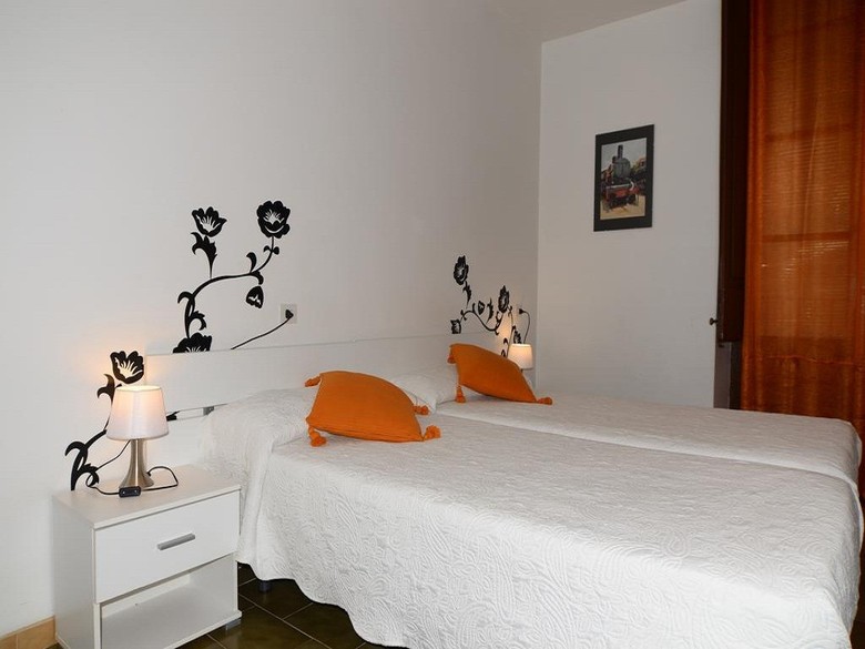 Hostal Borr�s