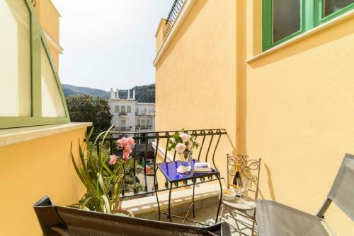 La Camelia Apartment