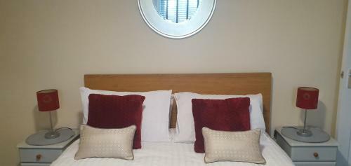 Holly Apartment Close To Cathedral & Castle
