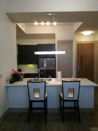 Apartamento Luxury 2br In Upscale Dallas Community, Pool View