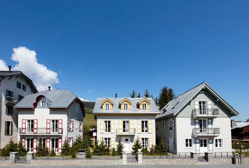 Les Chalets Du Grand H�tel Du Soleil D'or