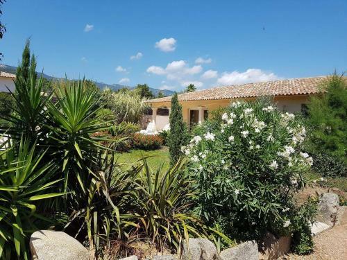 Villa C�drat