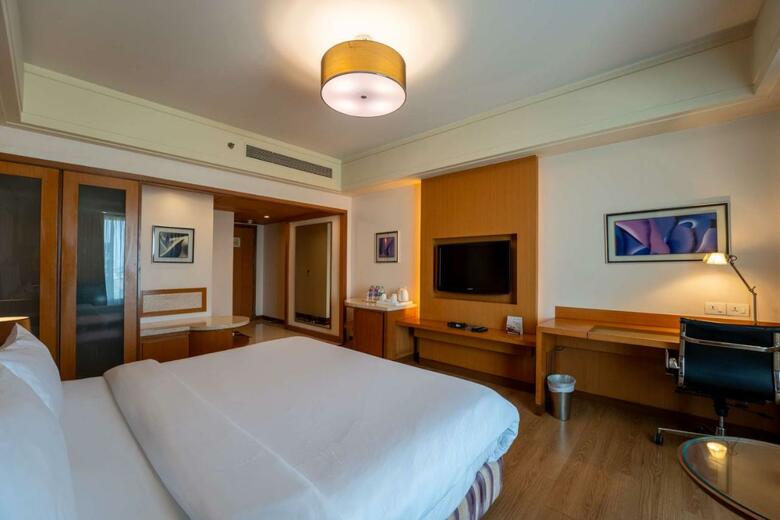 Radisson Blu Hotel, Indore