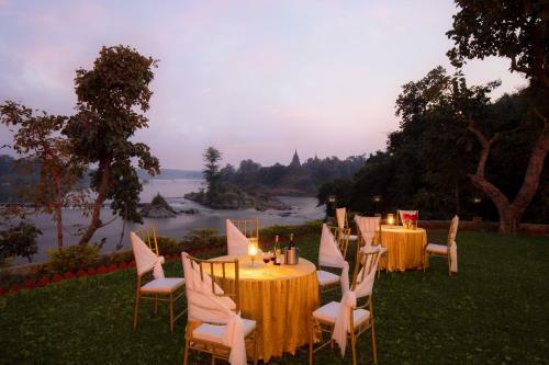 Hotel Bundelkhand Riverside