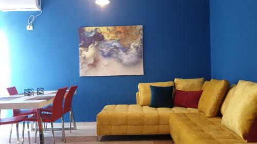 Sea & Sun Seaview Apartments { Fully Equipped }