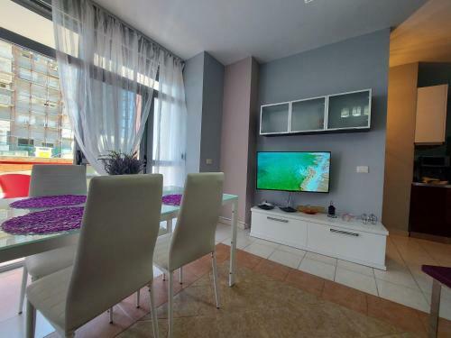 Sea & Sun Seaview Apartments { Fully Equipped }