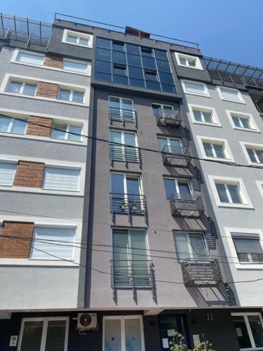 S&m Apartment