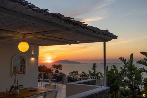 Hostal Capri Blue Luxury Villa Le Tre Monelle
