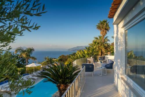 Hostal Capri Blue Luxury Villa Le Tre Monelle