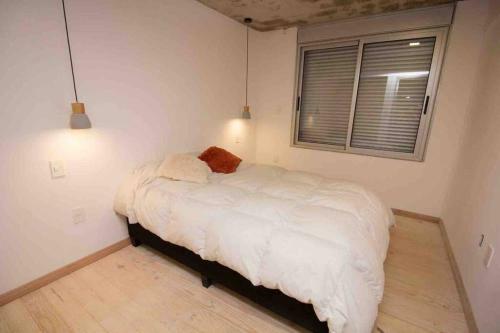 Espaciosa Casa Industrial, Espectacular Ubicaci�n.