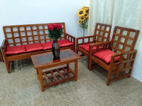 Foxtail Guesthouse Siargao
