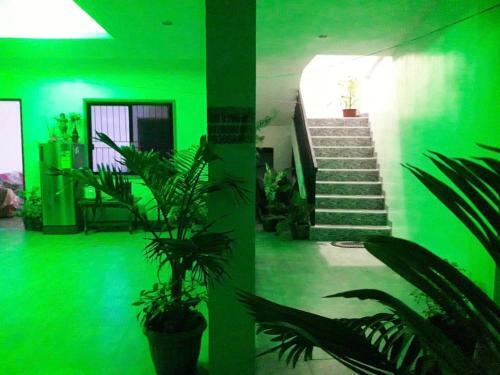 Hostal Rozay Travellers Inn
