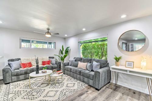 Sunny Phoenix Home With Large Yard And Gas Grill