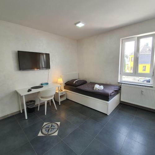 Hostal Pension Bad Soden / Apartment And Rooms