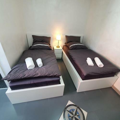 Hostal Pension Bad Soden / Apartment And Rooms