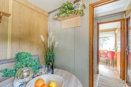 Apartamento Cottage On The Kavran Beach
