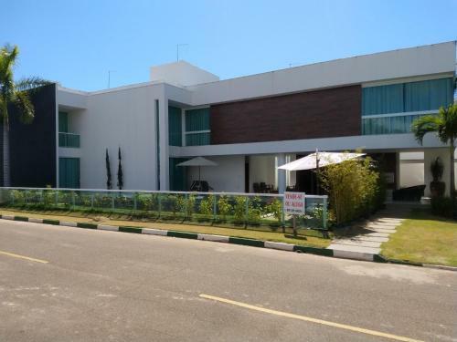 Casa Alto Padr�o 7 Su�tes - Guarajuba