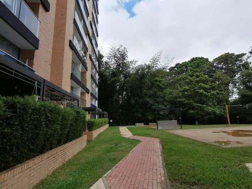 Hermoso Apartamento Entero - Piscina - Parqueadero