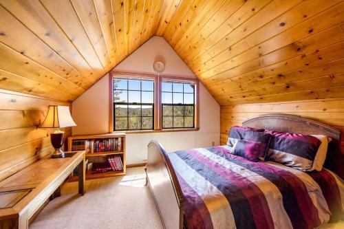 Honey Bear Hideaway