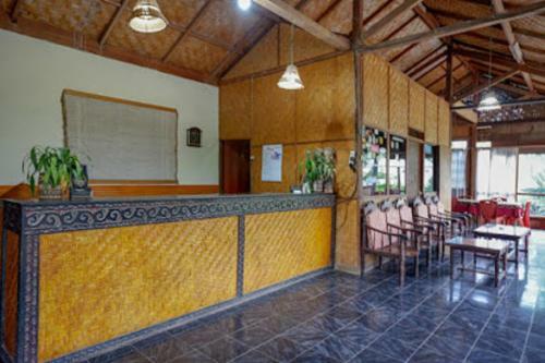 Hotel Capital O 91073 Rantepao Lodge