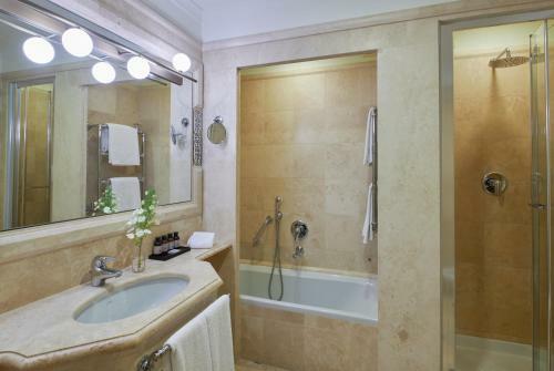 Hotel Fonteverde Tuscan Resort & Spa