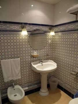 Hostal Center Inn