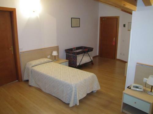 Hotel Scaran�