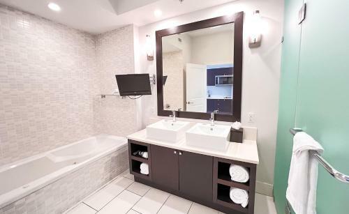 Apartamento Private Studio - King Bed, Bath Tub With Spa Jets, Balcony And Pool