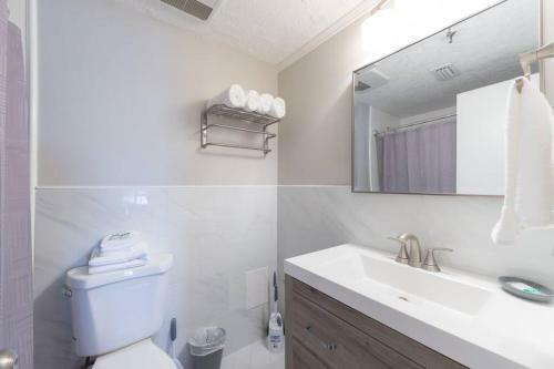 Apartamento Deluxe Studio W/ Lakeview - Free Parking/pool