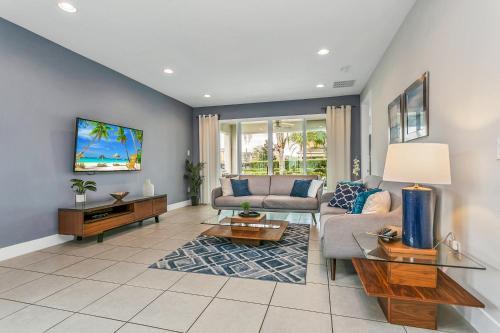 Encore Resort 6 Bedroom Vacation Home With Pool (2004)