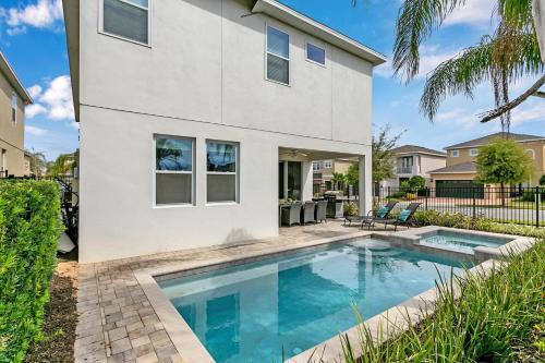 Encore Resort 6 Bedroom Vacation Home With Pool (2004)