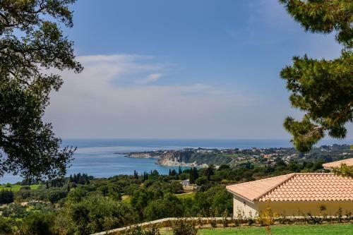 Charis - Zeus Blue Villas, Kefalonia