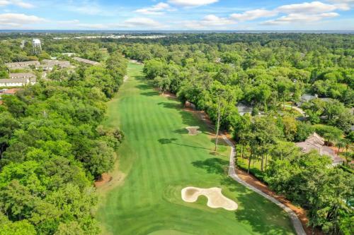 Waterside Retreat - Tons Of Amenities, Close To Everything!